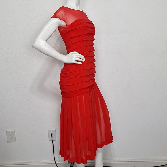 Carmen Marc Valvo Classic Red Romantic Cocktail Sheer Silk Feminine Midi Dress 6 - Picture 4 of 10
